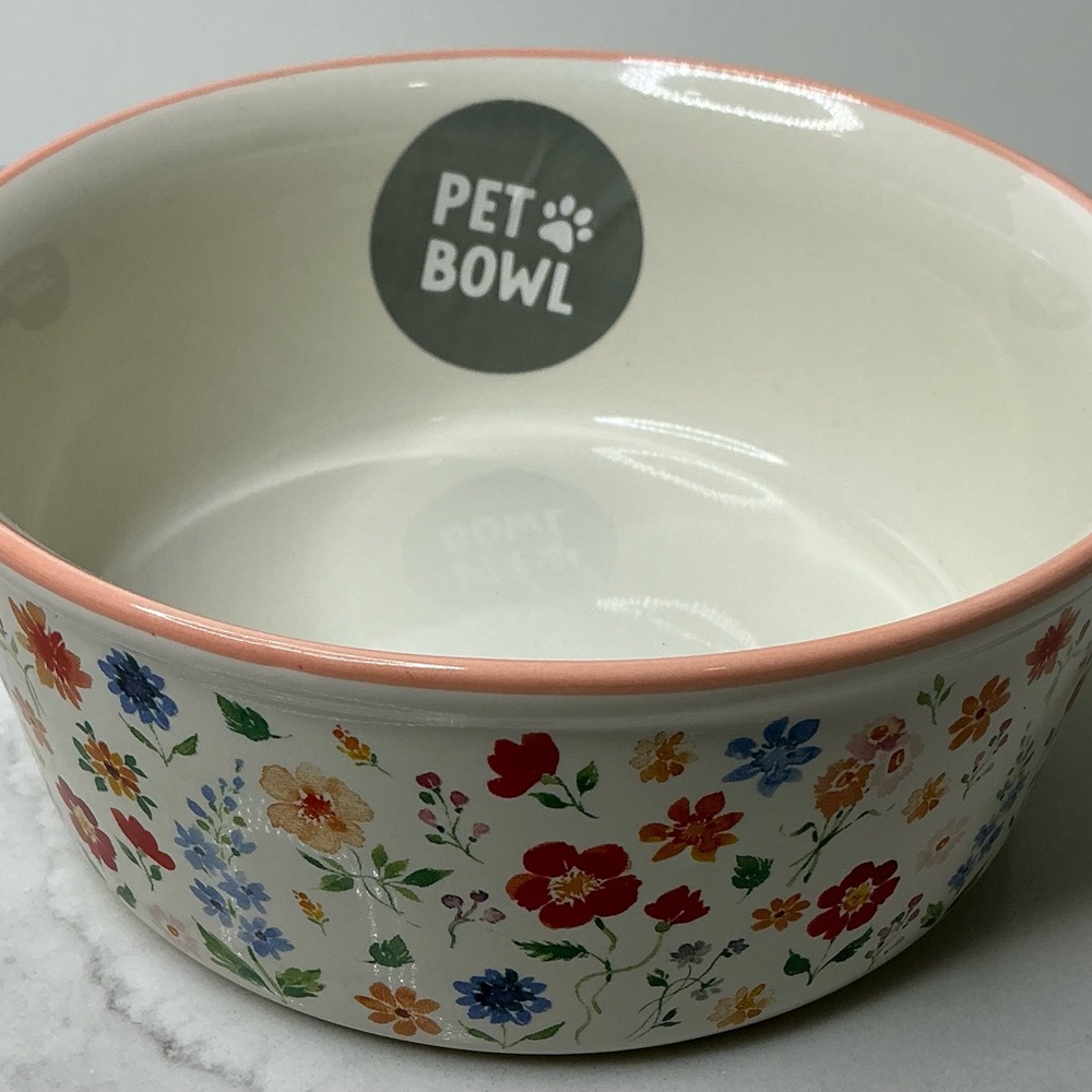 Rockybear pets Floral Pet Bowl with pink Rim, Multicolor flowers. New